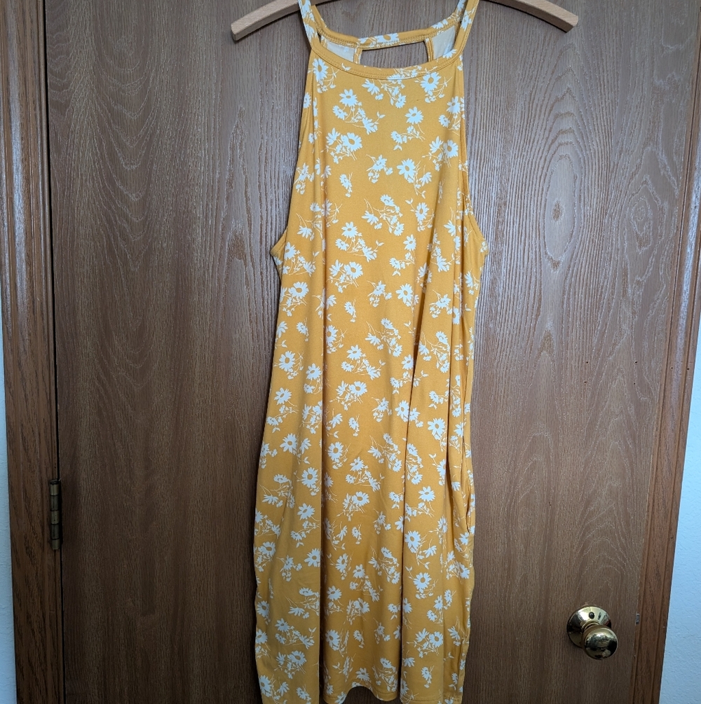Socialite Yellow and White Floral Dress